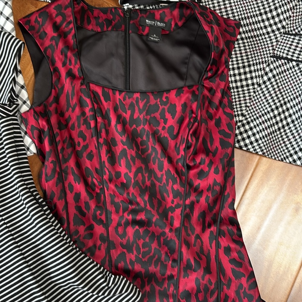 White House Black Market Women's Tops - Black, White, Red, Gray, brown - Picture 3 of 5